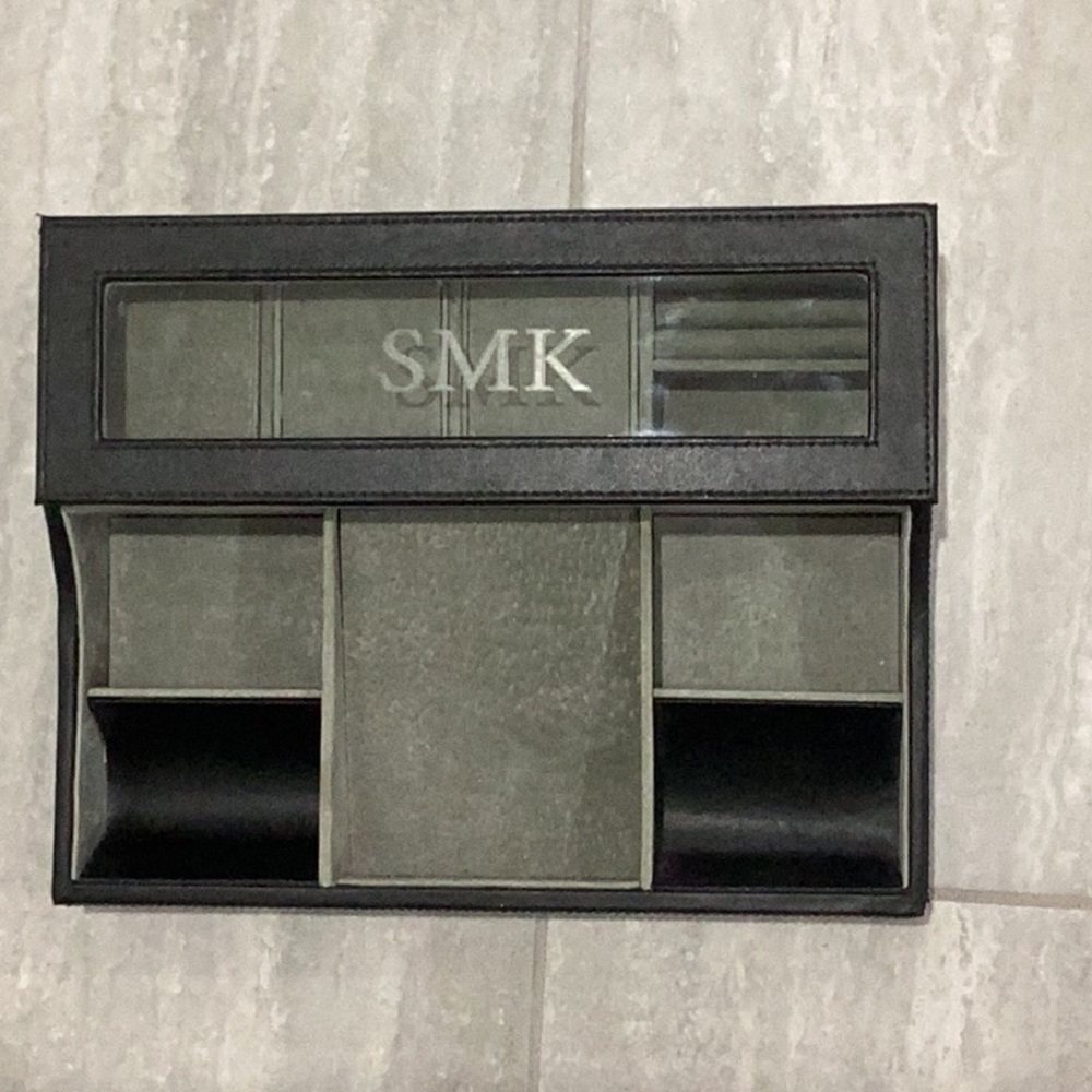 EUC Monogrammed Bey-Berkeley Leather Black and Gray Organizer